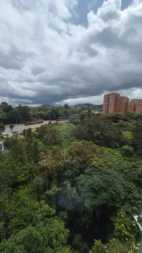 Apartamento de 3 alcobas en arriendo en Ilarco, Bogotá, 199 m² · foto 11 de 24