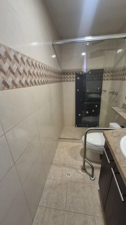 Apartamento de 3 alcobas en arriendo en Ilarco, Bogotá, 199 m² · foto 13 de 24