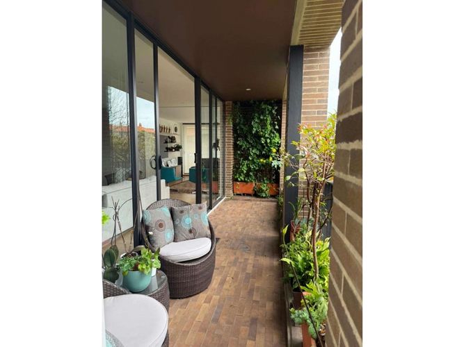 Apartamento en venta en La Carolina, Bogotá, 306 m² · foto 3 de 16