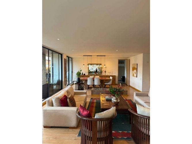Apartamento en venta en La Carolina, Bogotá, 306 m² · foto 10 de 16