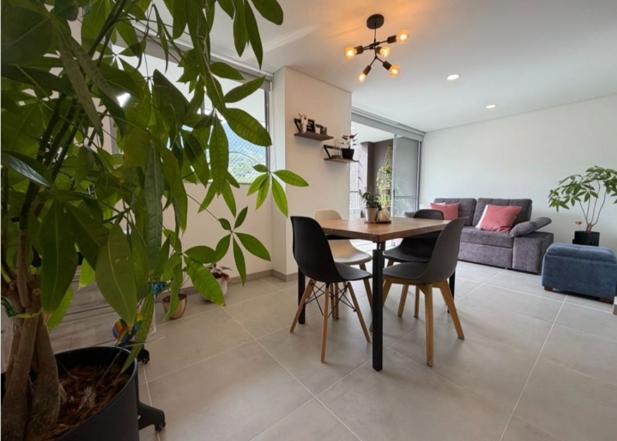 Apartamento en venta en El Chingui, Envigado · foto 4 de 14