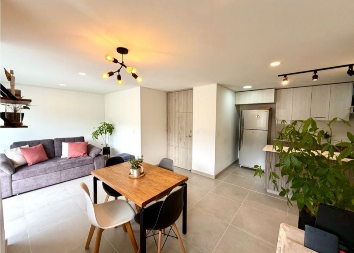 Apartamento en venta en El Chingui, Envigado · foto 3 de 14