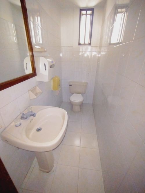 Oficina en arriendo en San Pedro, Cali, 236 m² · foto 19 de 24