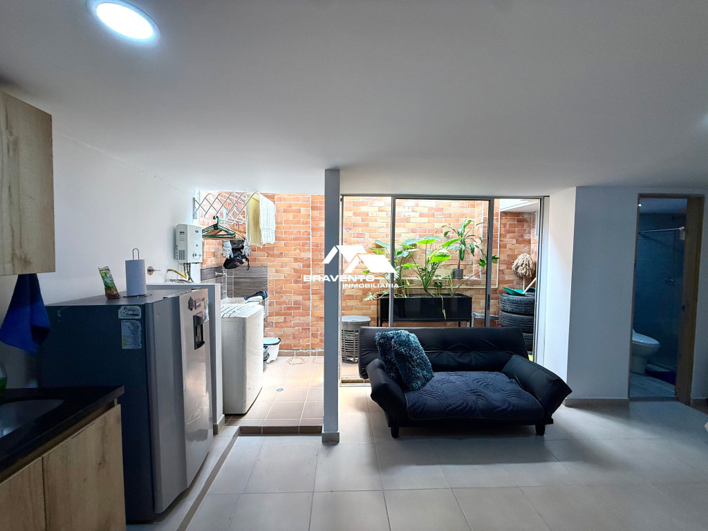 1BR Apartment in Cumbres (40 m²) - 4