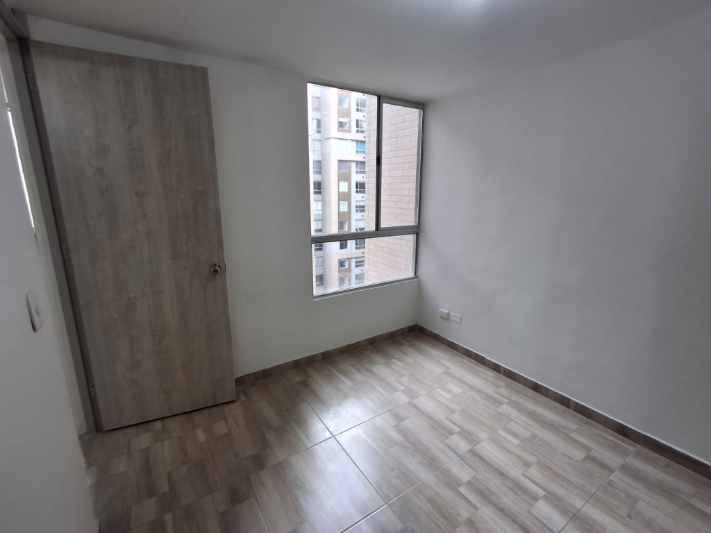 Apartamento en venta en Las Brisas, Bogotá · foto 14 de 24