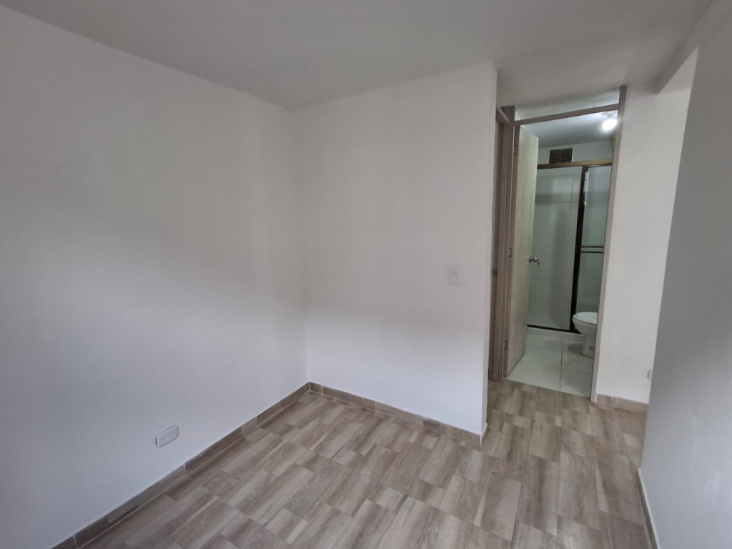 Apartamento en venta en Las Brisas, Bogotá · foto 16 de 24