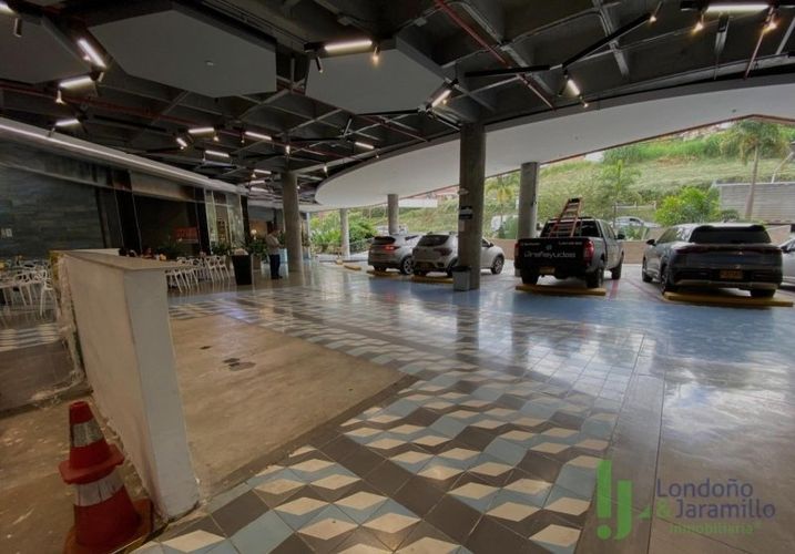 Local en venta en El Poblado, Envigado · foto 4 de 10