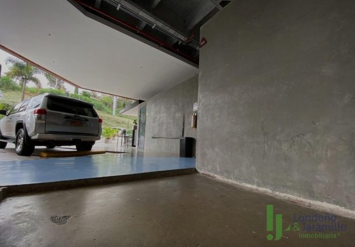 Local en venta en El Poblado, Envigado · foto 7 de 10