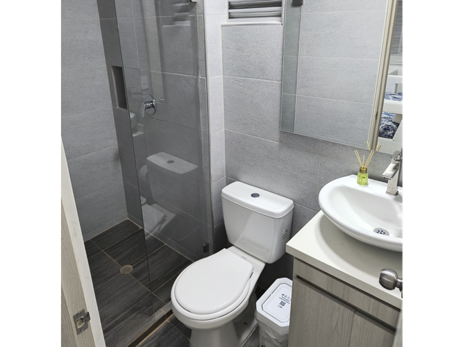 Apartamento de 2 alcobas en venta en Santa Maria Del Peñon, Girardot, 52 m² · foto 17 de 24