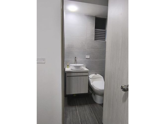 Apartamento de 2 alcobas en venta en Santa Maria Del Peñon, Girardot, 52 m² · foto 19 de 24