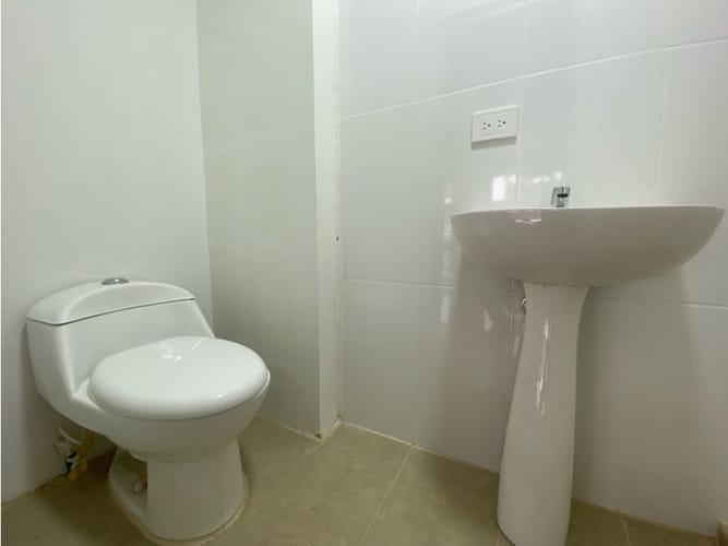 Local en arriendo en Suramericana, Medellín, 65 m² · foto 4 de 5