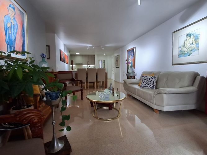 Apartamento de 3 alcobas en venta en Las Lomas, Medellín, 117 m² · foto 9 de 15