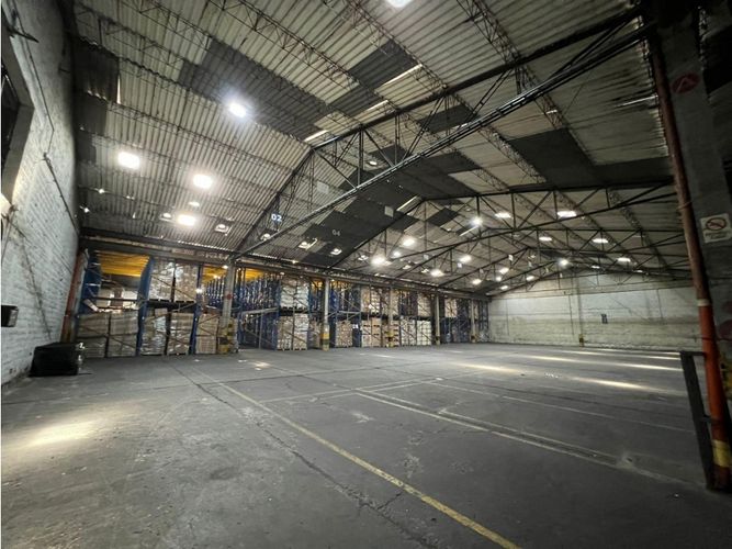 Bodega en venta en Zona Industrial No. 1, Itagüí · foto 2 de 24