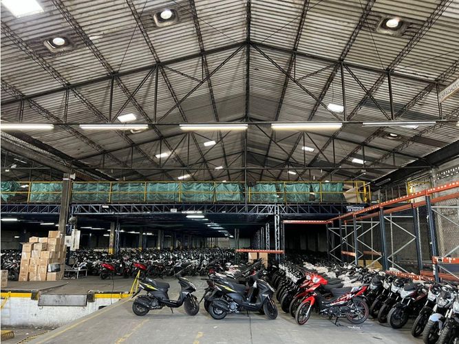 Bodega en venta en Zona Industrial No. 1, Itagüí · foto 7 de 24
