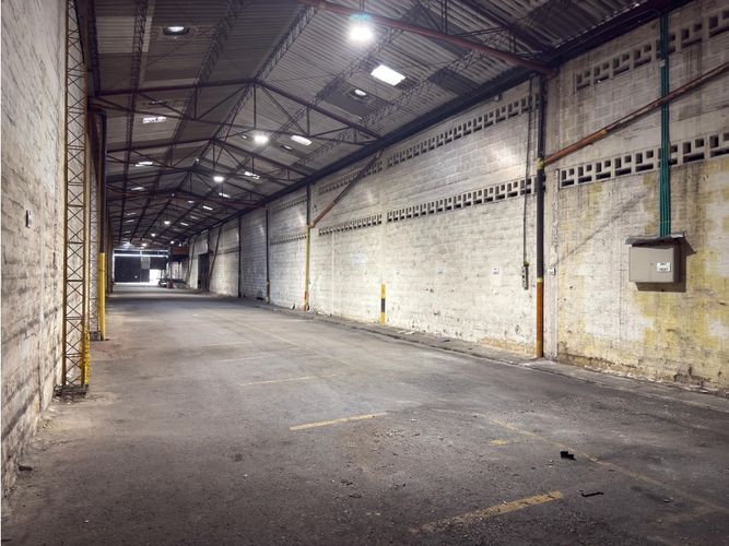 Bodega en venta en Zona Industrial No. 1, Itagüí · foto 23 de 24