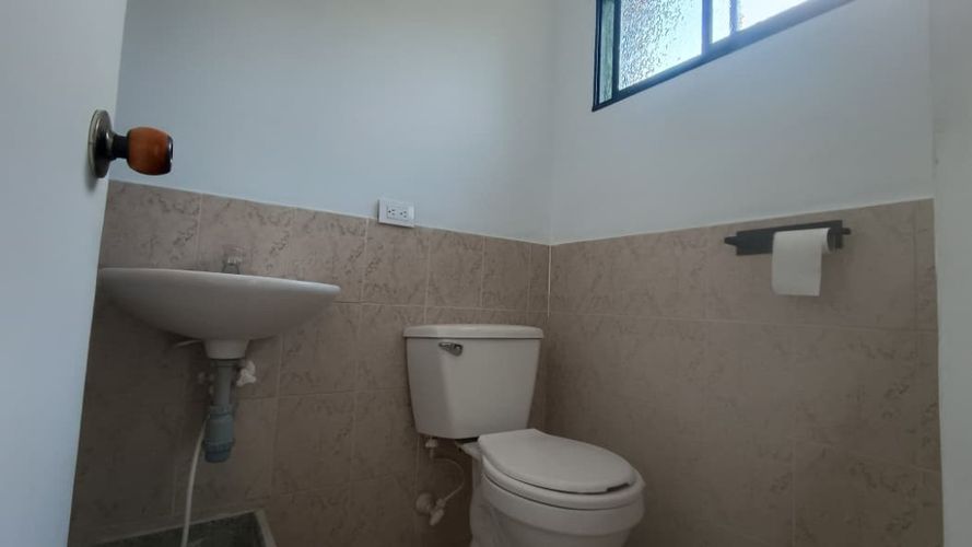 Oficina en arriendo en La Magnolia, Envigado, 20 m² · foto 8 de 11
