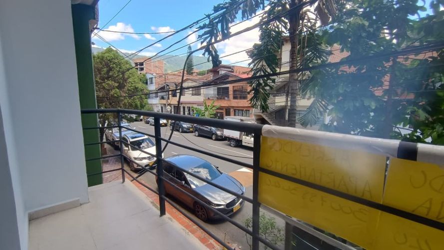 Oficina en arriendo en La Magnolia, Envigado, 20 m² · foto 9 de 11