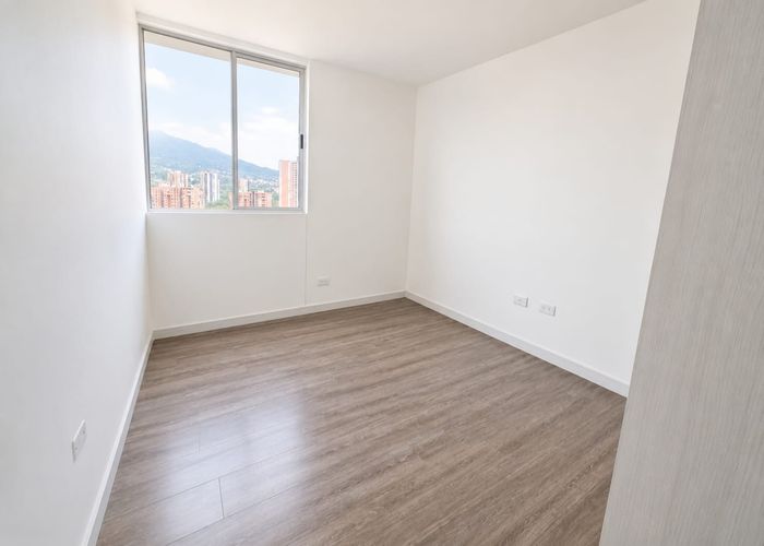 Apartamento de 3 alcobas en venta en Suramérica, Itagüí, 94 m² · foto 9 de 9