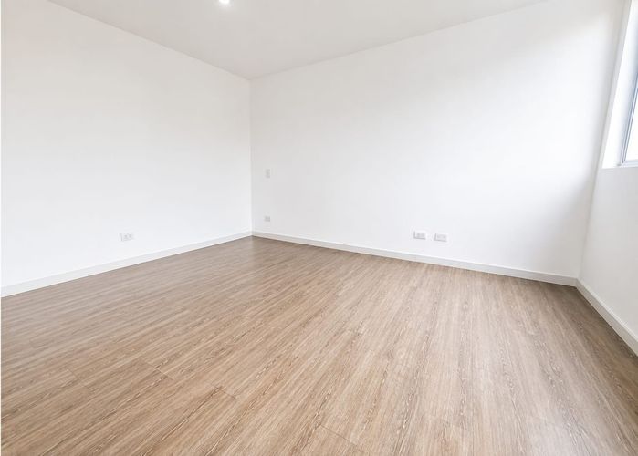Apartamento de 3 alcobas en venta en Suramérica, Itagüí, 94 m² · foto 4 de 9