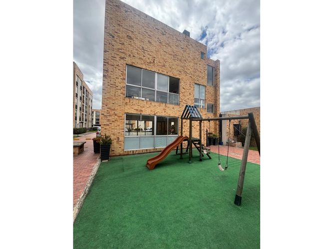 Apartamento de 2 alcobas en venta en Cr. Reservado Nogales De Cajica, Cajicá, 62 m² · foto 24 de 24