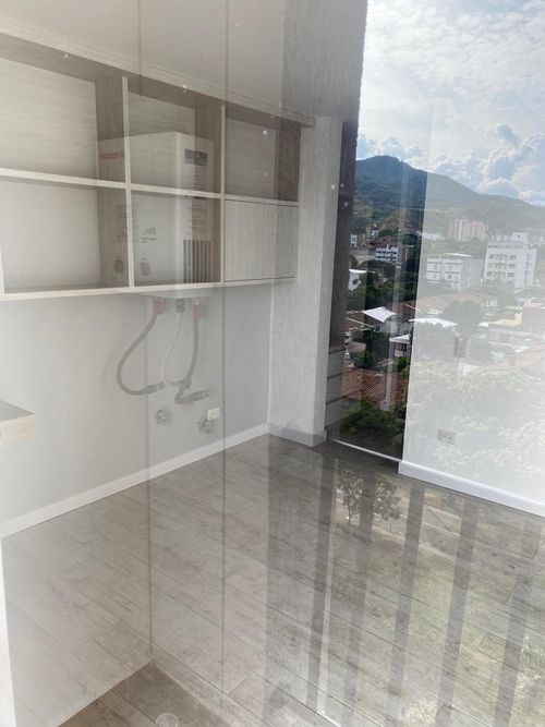 Apartaestudio en venta en La Flora, Cali, 38 m² · foto 10 de 15