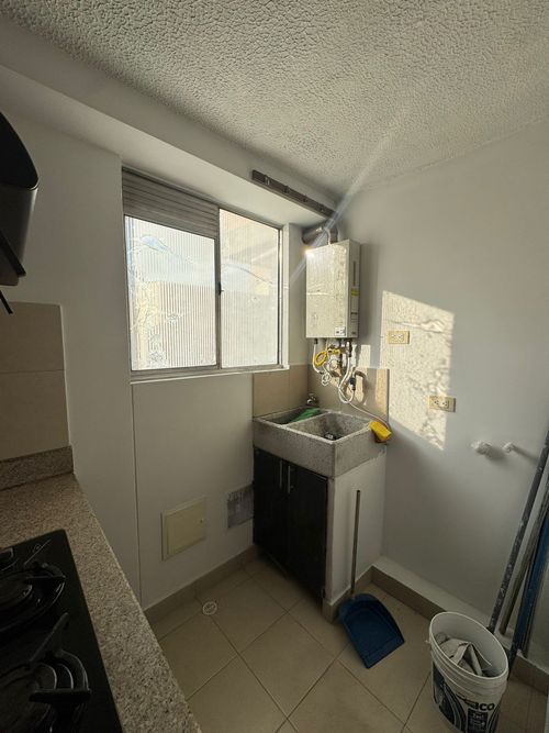 Apartamento de 3 alcobas en venta en Fontibon, Bogotá, 75 m² · foto 5 de 19