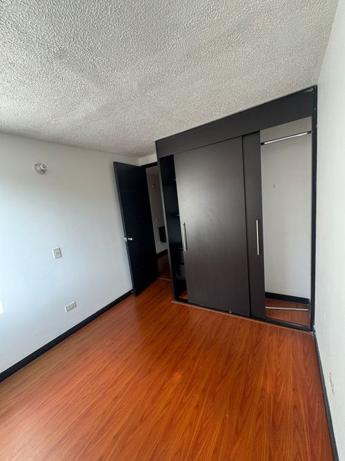 Apartamento de 3 alcobas en venta en Fontibon, Bogotá, 75 m² · foto 13 de 19