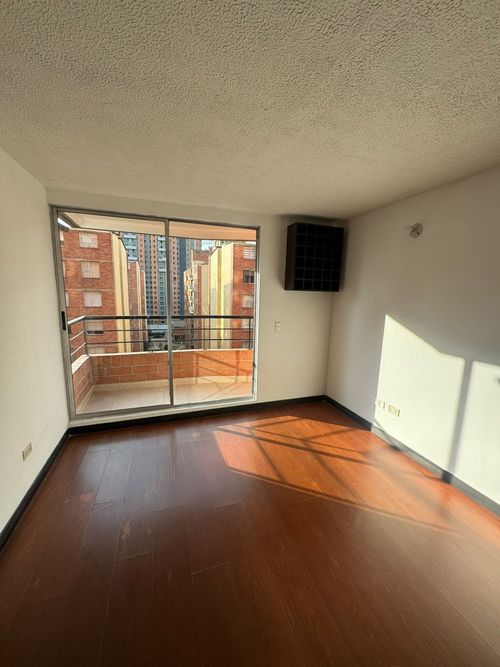 Apartamento de 3 alcobas en venta en Fontibon, Bogotá, 75 m² · foto 7 de 19
