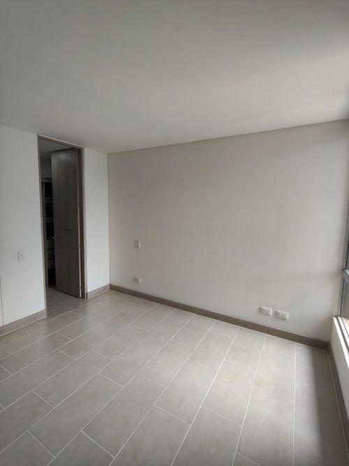 Apartamento de 3 alcobas en venta en Senderos Del Lili, Cali, 80 m² · foto 16 de 24