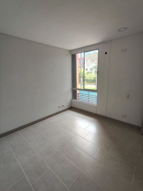 Apartamento de 3 alcobas en venta en Senderos Del Lili, Cali, 80 m² · foto 17 de 24