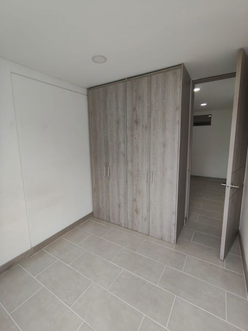 Apartamento de 3 alcobas en venta en Senderos Del Lili, Cali, 80 m² · foto 12 de 24