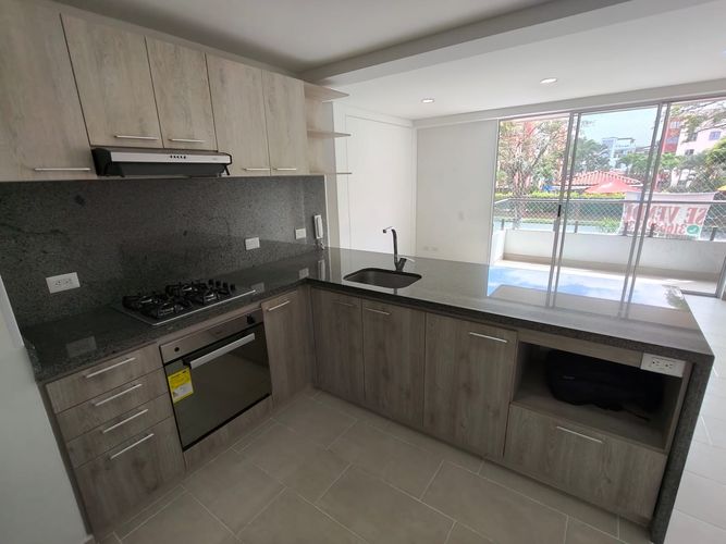 Apartamento de 3 alcobas en venta en Senderos Del Lili, Cali, 80 m² · foto 6 de 24