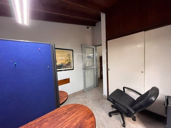 Oficina en arriendo en Belén, Medellín, 30 m² · foto 2 de 5