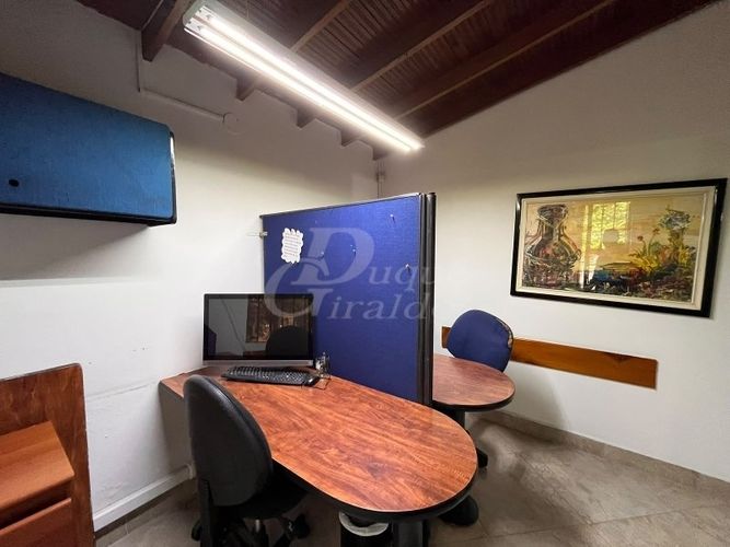 Oficina en arriendo en Belén, Medellín, 30 m² · foto 3 de 5