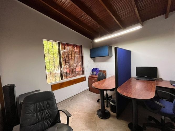 Oficina en arriendo en Belén, Medellín, 30 m² · foto 4 de 5
