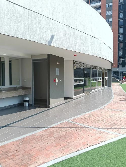 Apartamento de 3 alcobas en venta en Senderos Del Lili, Cali, 80 m² · foto 24 de 24