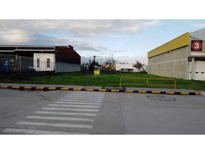 Lote en venta en Siberia, Cota, 1729 m² · foto 2 de 9