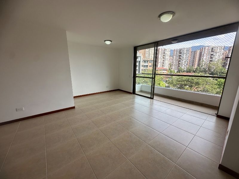 Apartment for rent in Cumbres, Envigado