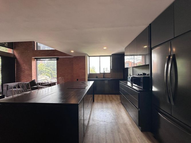 Apartamento de 2 alcobas en venta en El Poblado, Medellín, 170 m² · foto 7 de 18
