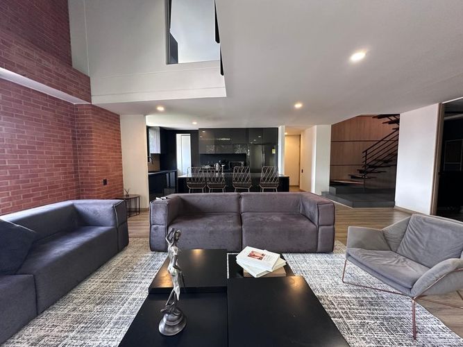 Apartamento de 2 alcobas en venta en El Poblado, Medellín, 170 m² · foto 3 de 18