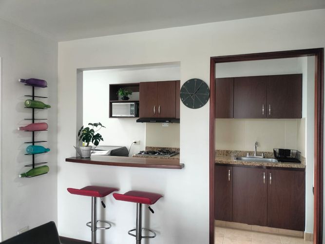 Apartamento de 3 alcobas en arriendo en El Poblado, Medellín, 70 m² · foto 7 de 16