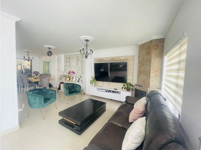 Casa de 4 alcobas en venta en San Jorge, Mosquera, 175 m² · foto 4 de 19