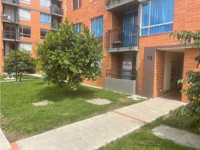 Apartamento de 3 alcobas en venta en Conjunto Residencial Zaragoza Ii, Madrid, 60 m² · foto 3 de 24