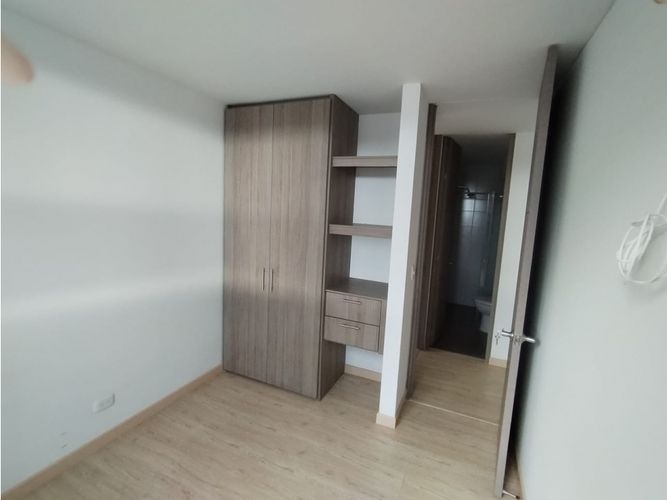 Apartamento de 3 alcobas en venta en La Prosperidad, Madrid, 66 m² · foto 12 de 24
