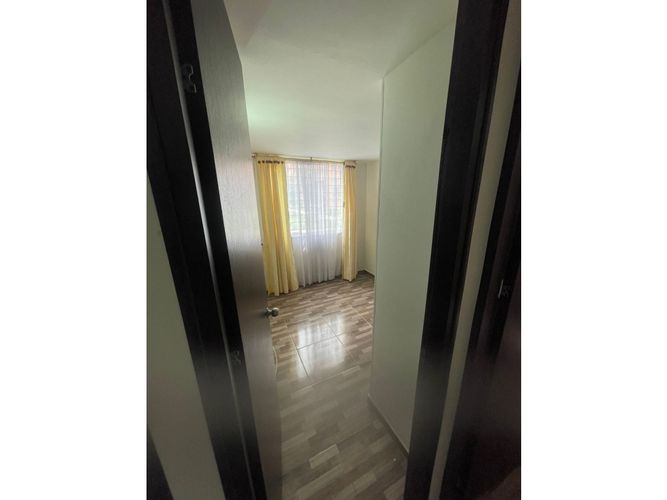Apartamento de 3 alcobas en venta en Conjunto Residencial Zaragoza Ii, Madrid, 60 m² · foto 15 de 24