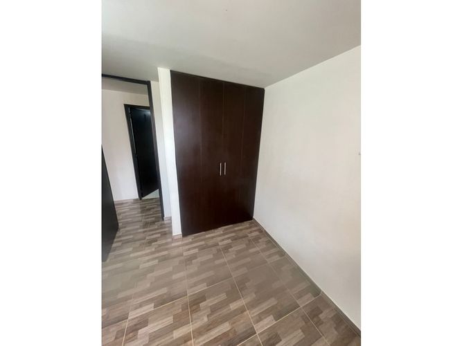 Apartamento de 3 alcobas en venta en Conjunto Residencial Zaragoza Ii, Madrid, 60 m² · foto 17 de 24