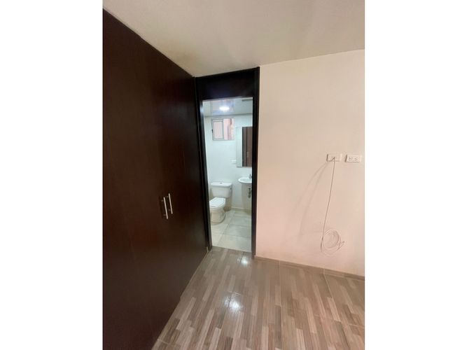 Apartamento de 3 alcobas en venta en Conjunto Residencial Zaragoza Ii, Madrid, 60 m² · foto 20 de 24