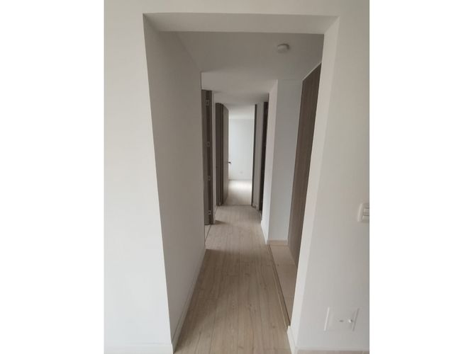 Apartamento de 3 alcobas en venta en La Prosperidad, Madrid, 56 m² · foto 5 de 21