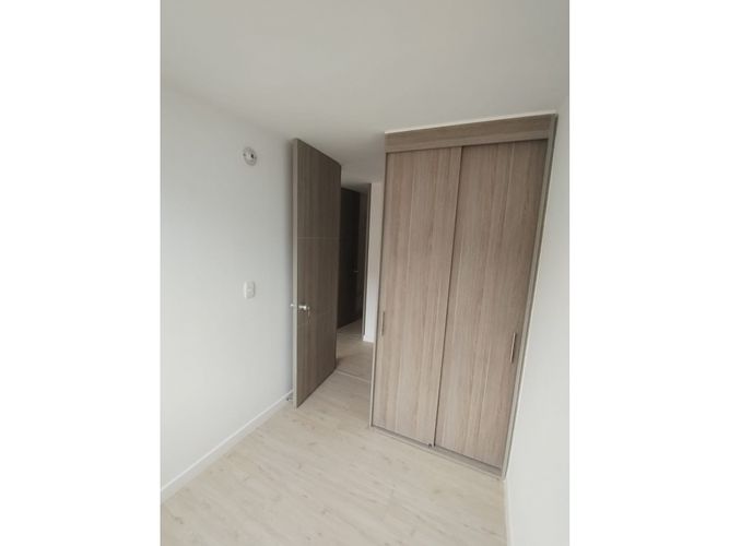 Apartamento de 3 alcobas en venta en La Prosperidad, Madrid, 56 m² · foto 7 de 21