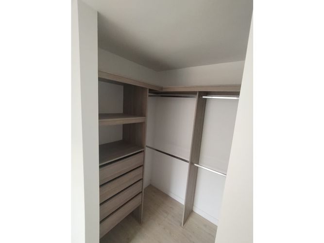 Apartamento de 3 alcobas en venta en La Prosperidad, Madrid, 56 m² · foto 11 de 21